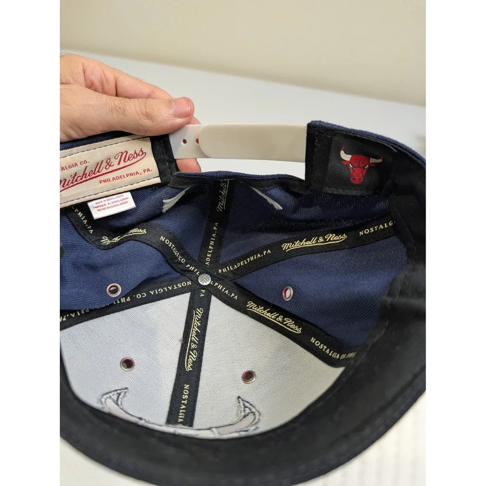 Mitchell & Ness Chicago Bulls Hat Mens OS Navy Blue Wool Blend Snapback Logo - Picture 4 of 6